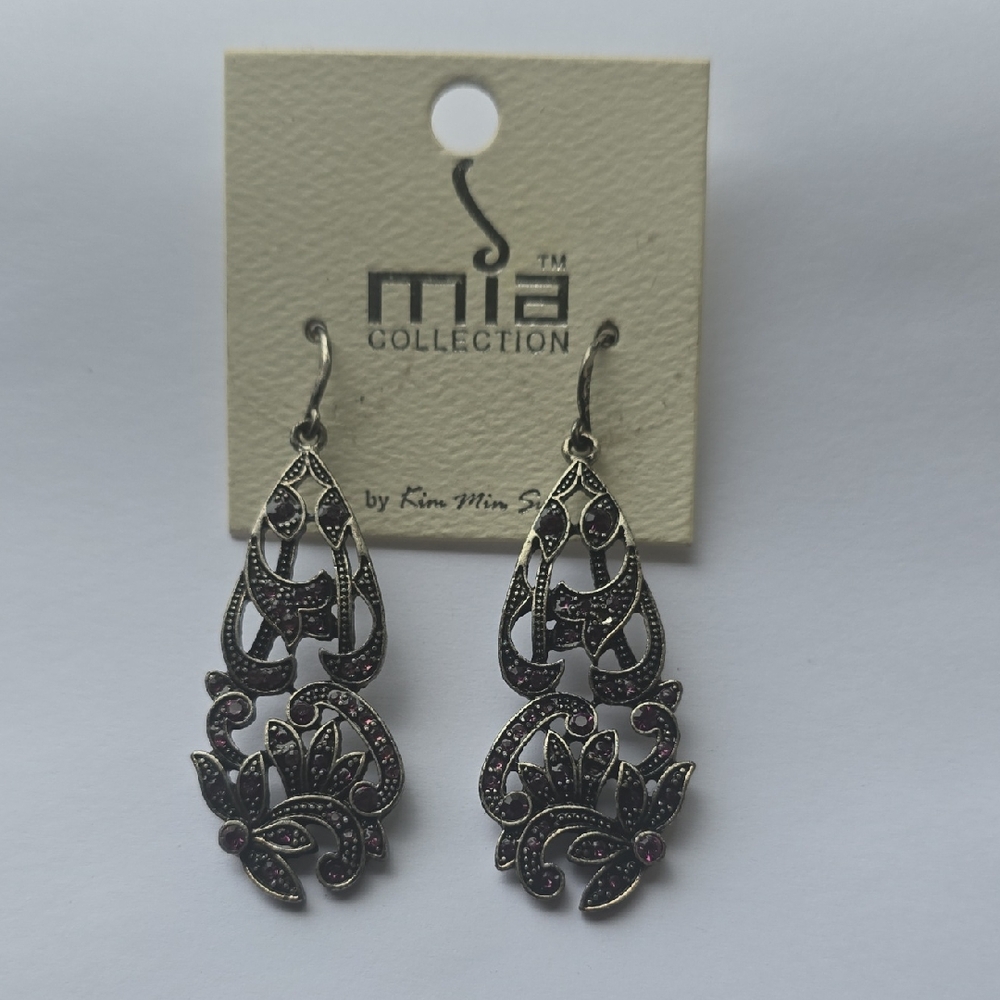 MISHA COLLECTION Black and Silver Filigree Earrings